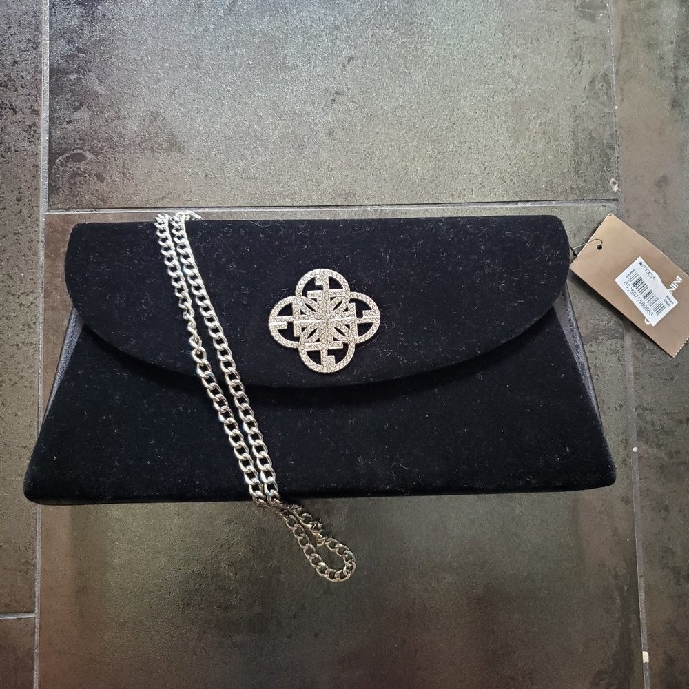 Velvet 'Cross' Purse - Picture 7 of 8